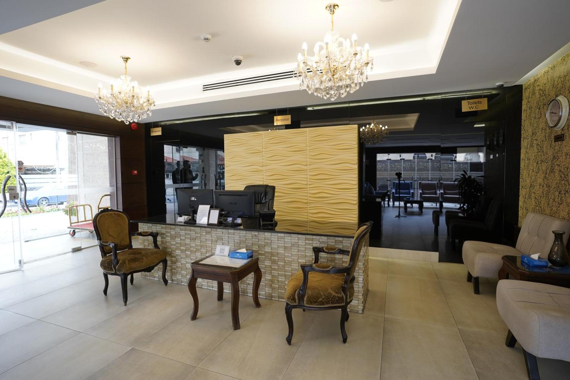 Naylover Hotel Suites Амман Екстер'єр фото
