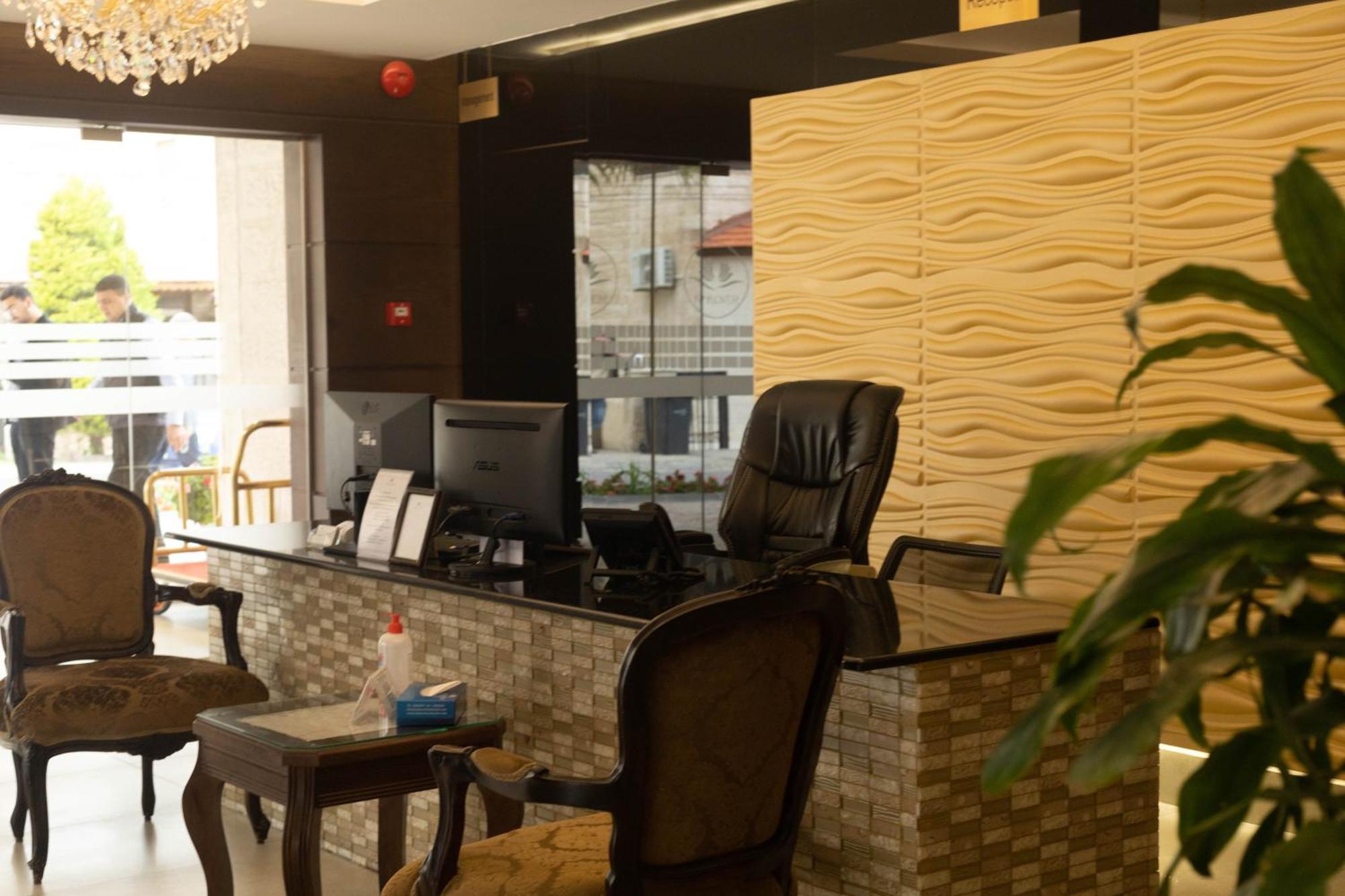 Naylover Hotel Suites Амман Екстер'єр фото