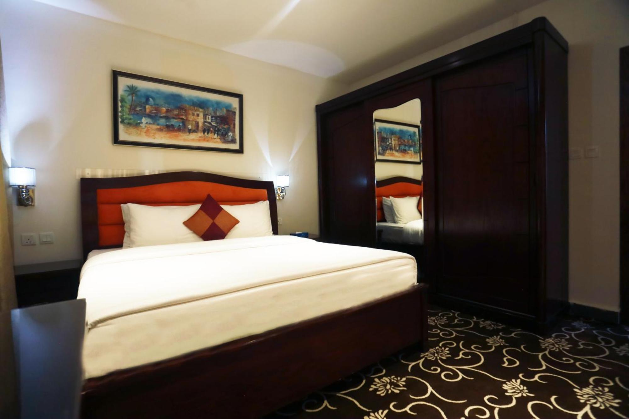 Naylover Hotel Suites Амман Екстер'єр фото